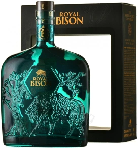 Водка Royal Bison, 0.7 л (п/у)