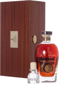 Коньяк A.E.Dor, Extra, 40 лет, 0.7 л (п/у)