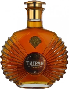 Коньяк Тигран, 3 zvezdy, 3 года, 0.5 л (п/у)