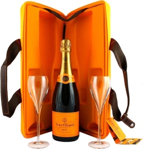 Шампанское Veuve Clicquot, 0.75 л (п/у)