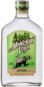 Водка Медвежий Угол, 0.25 л