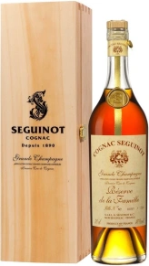 Коньяк Reserve De La Famille, Seguinot, 50 лет, 0.7 л (п/у)
