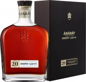 Коньяк Наири, Арарат, Tres Vieux, 20 лет, 0.7 л (п/у)