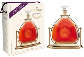 Коньяк Borderies, Camus, XO, 10 лет, 1.5 л (п/у)