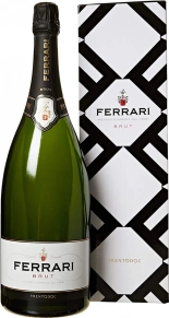 Игристое вино Brut, Ferrari, DOC, 1.5 л, (п/у)