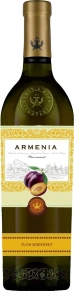 Винный напиток Plum Semi-Sweet, Armenia, 0.75 л