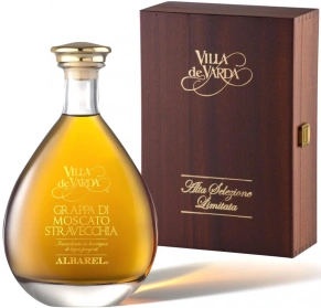Граппа Moscato Stravecchia Albarel, Villa de Varda, 0.7 л (п/у)