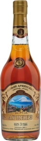 Коньяк Арпинэ, 3 zvezdy, 3 года, 0.5 л