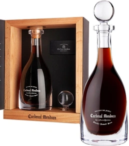 Бренди Cardenal Mendoza Non Plus Ultra, Sanchez Romate, Solera Gran Reserva, 50 лет, 0.5 л (п/у)