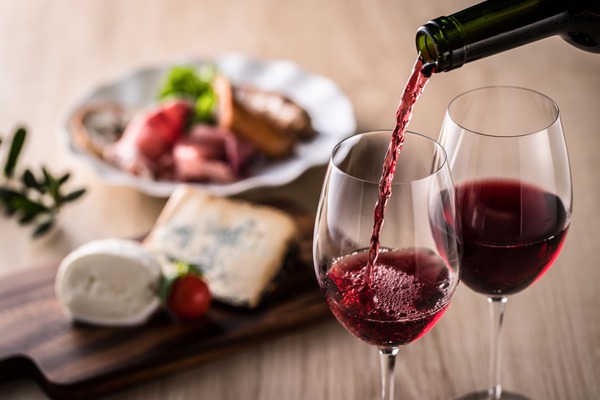 wine_compressed.jpeg